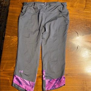 Women’s size Small Under Armour pants